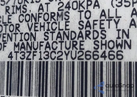 2000 Toyota Sienna Xle z USA, uszkodzony, nr VIN 4T3ZF13C2YU266466